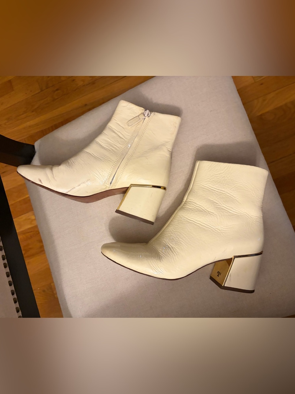 Tory Burch Glazed Leather bootie size 8